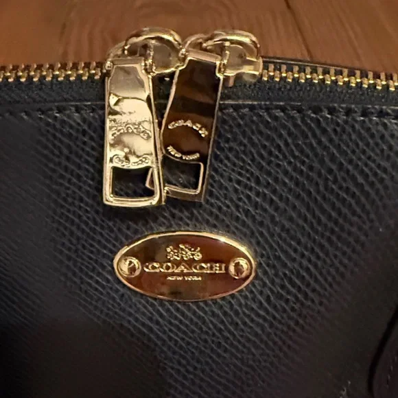Coach Navy and Cream Cora Satchel - Picture 2 of 5